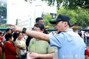 高考首日，濟(jì)南歷下警方為三名學(xué)子“救急”